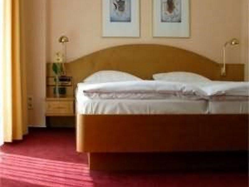 Hotel Kurfuerstendamm Am Adenauerplatz Berlin Dış mekan fotoğraf